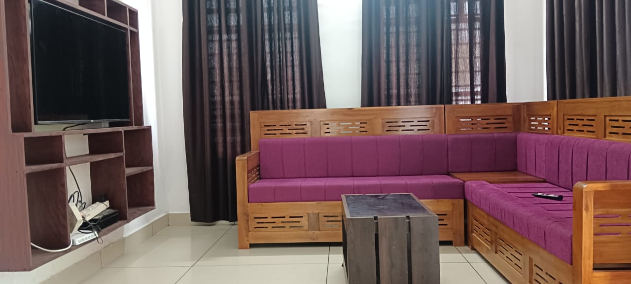 10.5 Cents of Land and a 2,000 Sq. Ft. 4-Bedroom House for Sale in Kalpetta